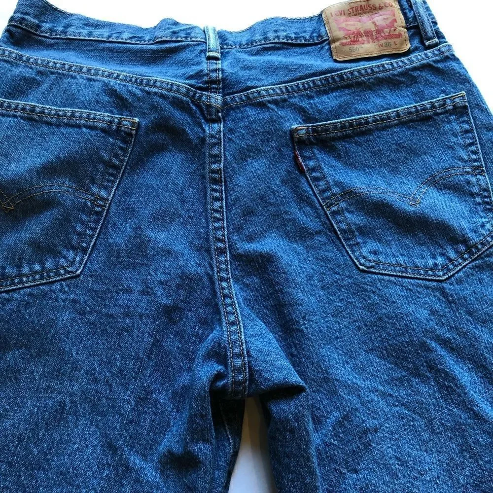 Levi's Men's jeans shorts Blue 550 36W  Excellent condition